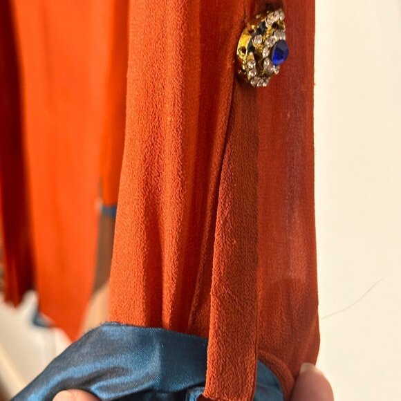 Orange Chiffon Kurta With Embellished Patch & Geometric Floral Pattern - Picture 6 of 13